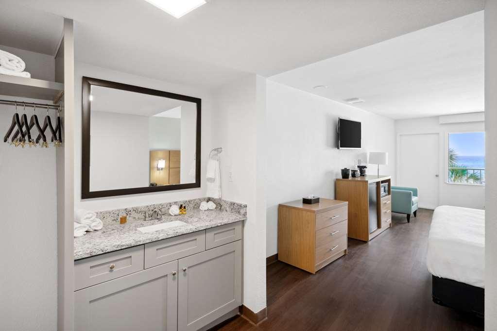 Chateau Beachfront Hotel, A By The Sea Resort Panama City Beach Bilik gambar